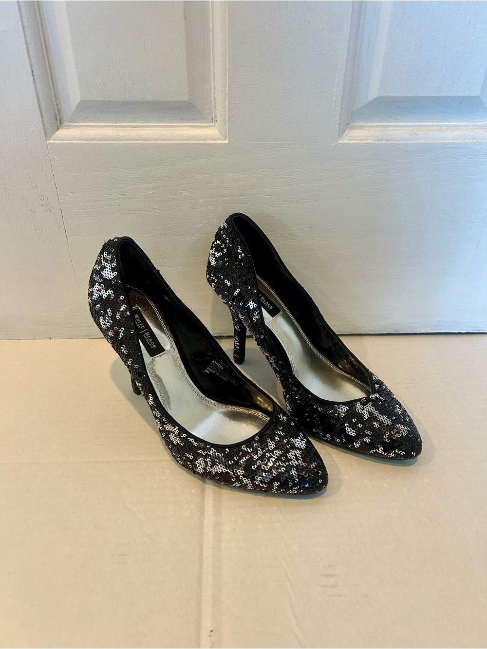 White House Black Market Black Sequin Pointed Toe Stiletto Pumps